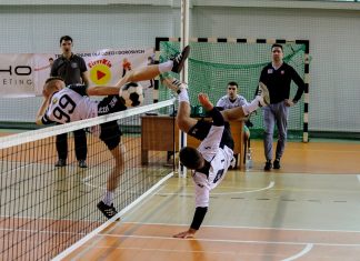 Siatkonoga wkracza na akademickie boiska