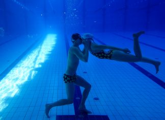 Pływanie z uczuciem