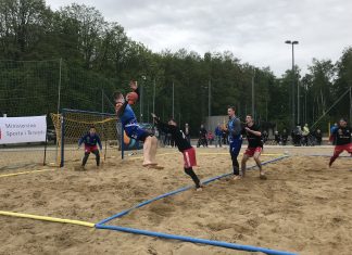 Widowiskowa piłka ręczna zadebiutowała na piasku!
