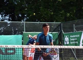 Kamil Majchrzak zagra w AMP w tenisie!