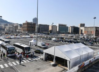 Przepraszam, którędy na stadion? Stadion? Jaki stadion?