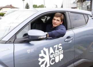 Zwycięzca dwuboju AZS Winter Cup odjechał Toyotą C-HR