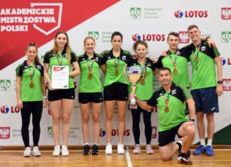 Nie ma mocnych na badmintonistów AWF Warszawa
