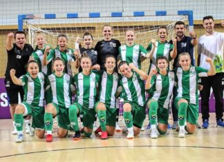 Dominacja drużyn AZS w damskim futsalu