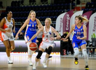 Mocna inauguracja sezonu koszykarskiej ekstraklasy