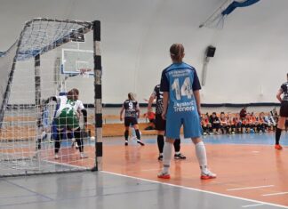 Pierwsza wygrana futsalistek AZS UW