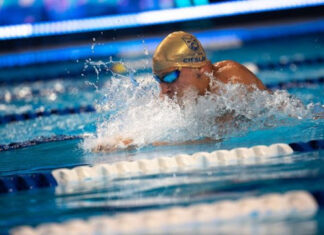 Imponująca forma pływaków z AZS!