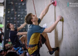 Rozgrywki AZS zawieszone do 9 kwietnia