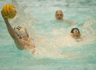 Waterpoliści AZS UW liderami ekstraklasy