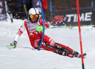 Gigantyczna Politechnika Warszawska, slalom dla AWF Katowice