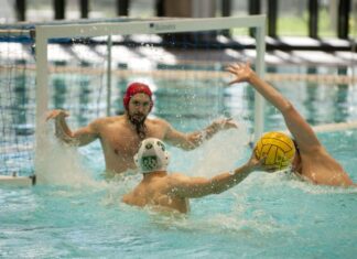 Piłkarze wodni AZS UW na kursie po tytuł mistrzowski