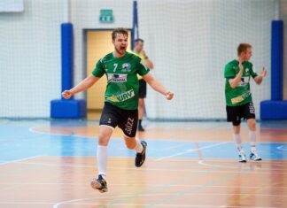 Rzut za trzy punkty Wiktora Przybysza