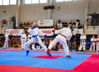 Karatecy rozpoczynają walkę o medale AMP