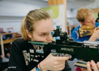 Muszka i szczerbinka