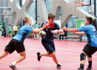 Młodzi szczypiorniści zagrali dla Niepodległej