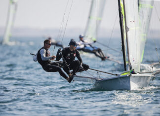 Trzy załogi AZS w top10 żeglarskich mistrzostw świata