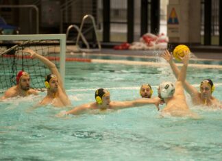 AZS UW zagra z wikingami