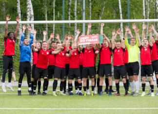Gole w strugach deszczu, karne na wagę awansu i łódzkie origami