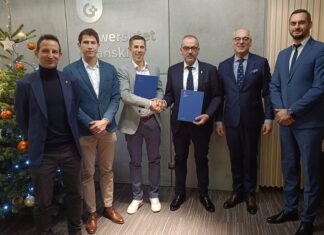 Zespół siatkówki AZS UG ze wsparciem nowego sponsora