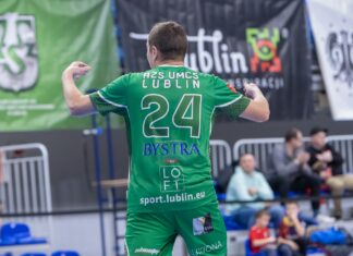 Komplet punktów wyszarpany w końcówce