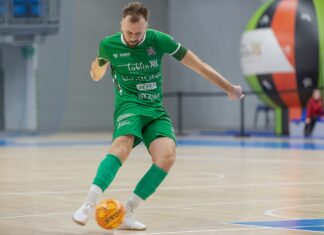 I liga futsalu mniejsza o dwie drużyny