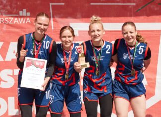 Poziom wciąż rośnie, a na tronie bez zmian