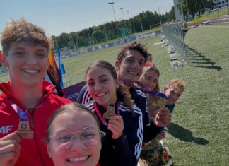 Biegali, strzelali i trafili na podium