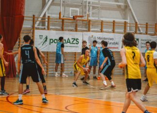 Czterdzieści szkół wystartowało w zawodach z UKS-u do AZS-u