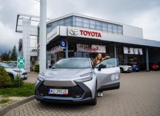 Zwyciężczyni AZS Winter Cup odebrała nagrodę