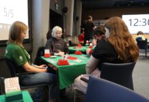 W ręku cztery kolory, ale celują w złoto