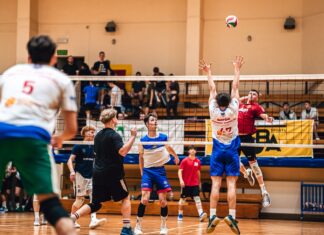 Rozgrywki i rozrywka całą dobę