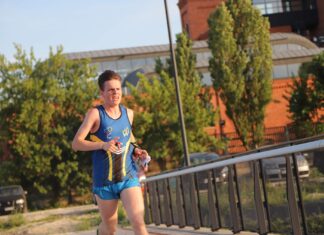 Sportowe emocje z udziałem studentów w Łodzi. Ruszają AME w biegu na orientację