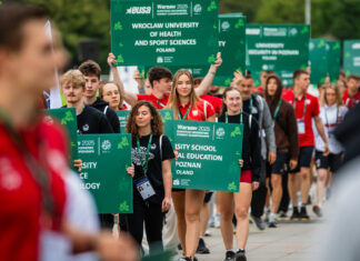 Marszem ruszyli po medale