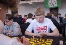 Przemyślane ruchy i szachowe debiuty w Opolu