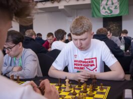 Przemyślane ruchy i szachowe debiuty w Opolu
