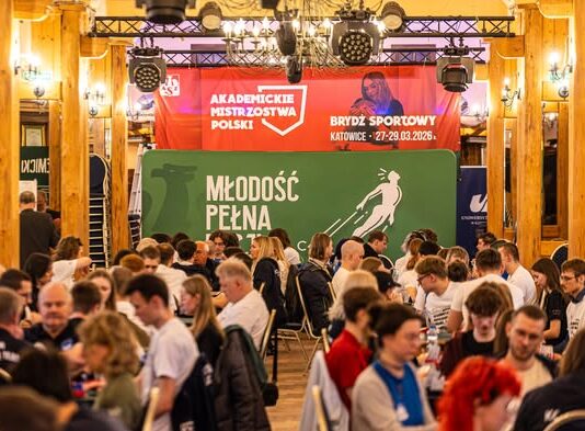 Zacięta walka o medale AMP w brydżu sportowym. AGH wygrywa klasyfikację uczelni!