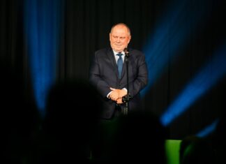 Prof. Alojzy Z. Nowak wyróżniony przez zagraniczne uczelnie