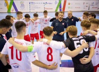Zmienne szczęście Akademickiej Reprezentacji Polski na otwarcie AMŚ w futsalu. Walczymy dalej!